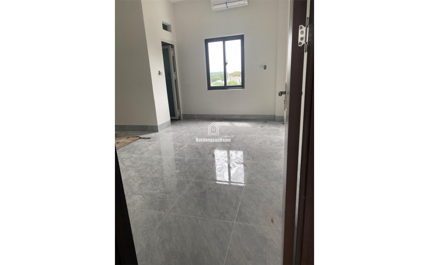 BÁN NHÀ MỚI XÂY - VỊ TRÍ VÀNG - TẶNG FULL NỘI THẤT - DĨ AN
